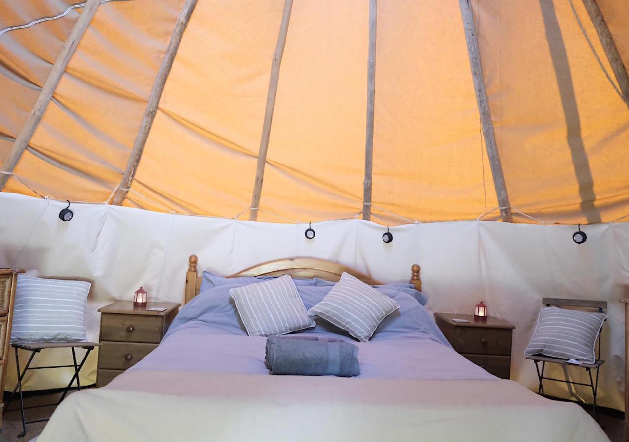 Gumtree Tipis Hotell Bickington Eksteriør bilde